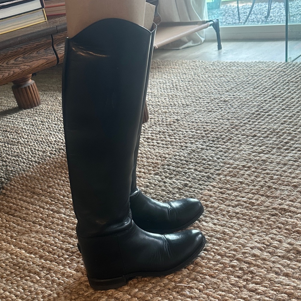 Classic Black Leather Knee-High Riding Boots